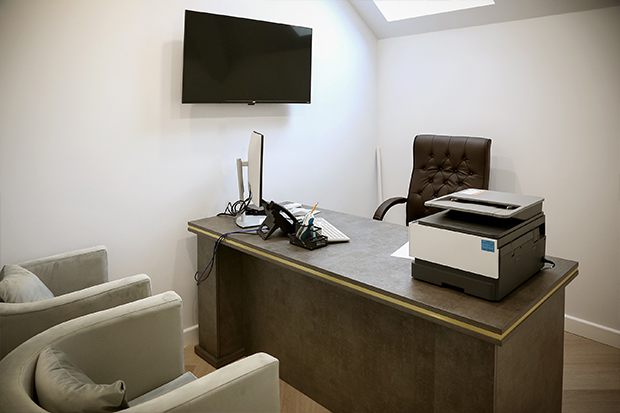 Sandal Dentalcare